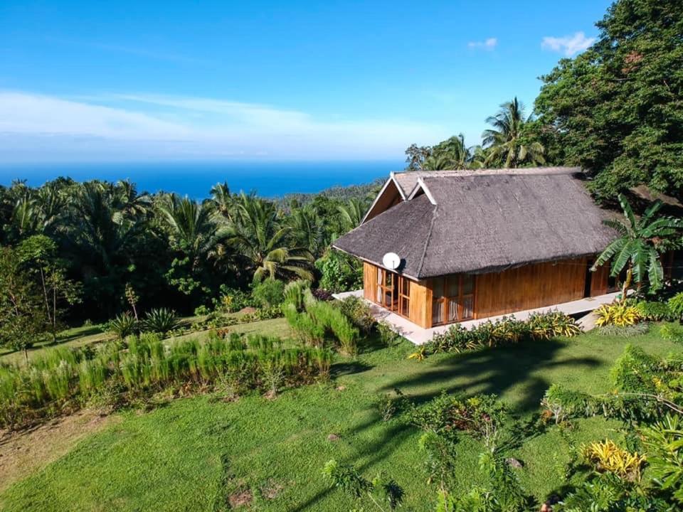 ממבג'או Camiguin Volcano Houses-Panoramic House מראה חיצוני תמונה